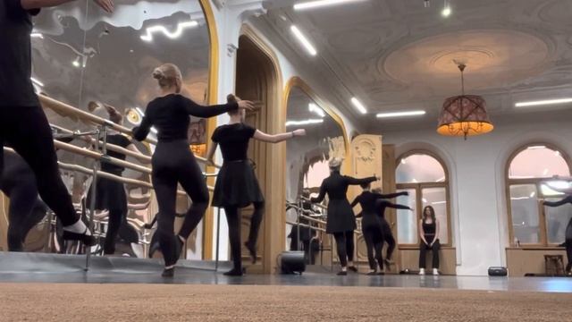 ВЛОГ/Экзамен по танцу/Дневники Театра смотреть онлайн