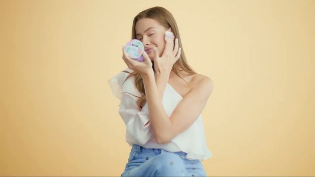 Увлажняющий тональный кушон для лица от Фаберлик