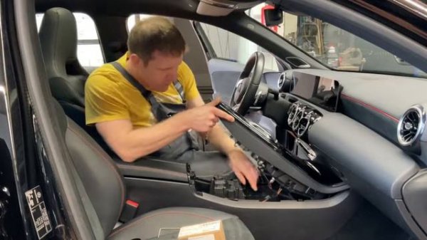 Mercedes A Klasse 177 w177 Backup Batterie wechseln