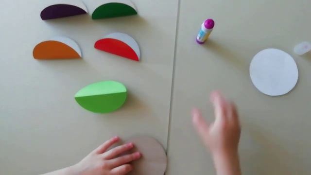 Игрушка аппликация "Гусеница" руками ребёнка смотреть онлайн