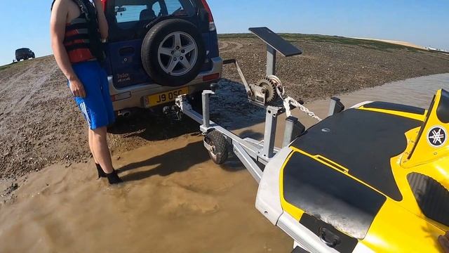 EX Lifeguard and Rescue Jetski! Yamaha VX700 - Possibly The Best All Round Jetski? смотреть онлайн