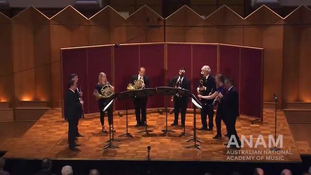 BEETHOVEN Wind Octet in E flat op.103 – IV Finale Presto смотреть онлайн