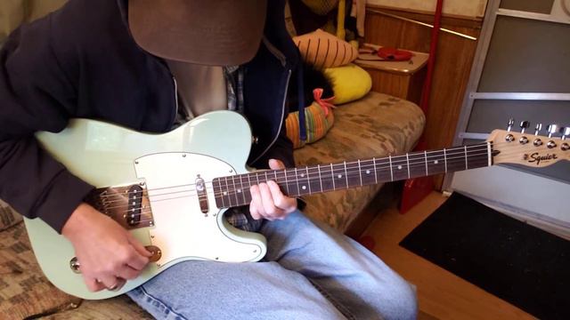 Squier Bullet Surf Green Telecaster FSR//Teletastic Roos Blues//Loop and practice. смотреть онлайн