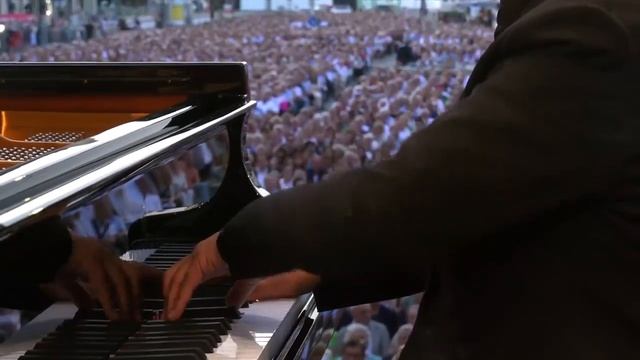 Lang Lang - Grieg Piano Concerto in A minor, Op. 16 смотреть онлайн