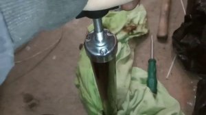 Замена задних  амортизаторов на Тойота Королла Филдер Гибрид.