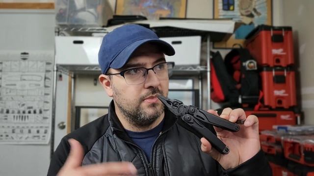 ?Leatherman Arc Multitool, REAL!? (New and Discontinued Multitools) SOTM#12 смотреть онлайн