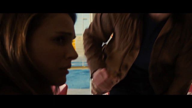He is pretty good for homeless. Thor body. Thor 2011 смотреть онлайн