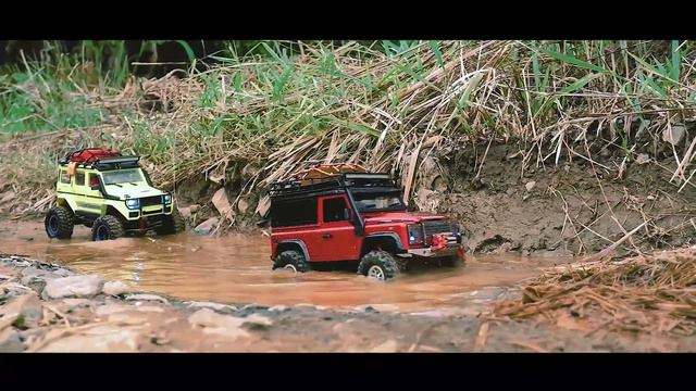 MERCEDES-BENZ G-CLASS X LAND ROVER DEFENDER | RC OFF ROAD ADVENTURE смотреть онлайн