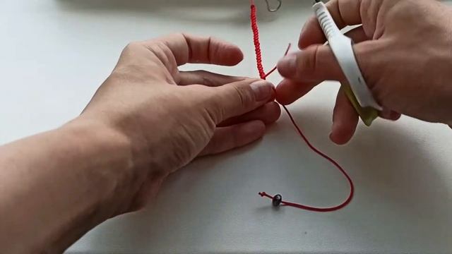 Фенечка с красной нити смотреть онлайн