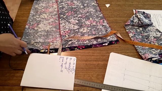 Перешиваю платье в шорты и футболку. Переделка. Часть 1 смотреть онлайн