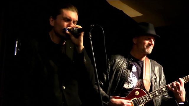 Giles Robson & Fat Harry "No Talking Through" смотреть онлайн