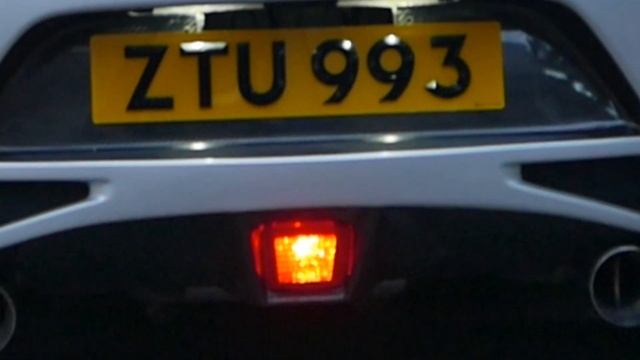 The Nissan 370Z is old, but still good смотреть онлайн