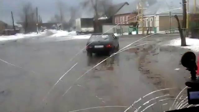 По речке на Автобусе смотреть онлайн