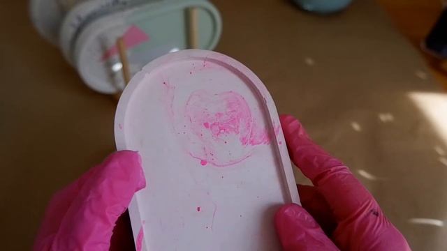 Пробую пищевой краситель в гипсе смотреть онлайн