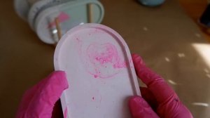 Пробую пищевой краситель в гипсе