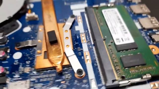 Lenovo Ideapad 330 - 15IKBR - Compativel com SSD M.2 ? смотреть онлайн