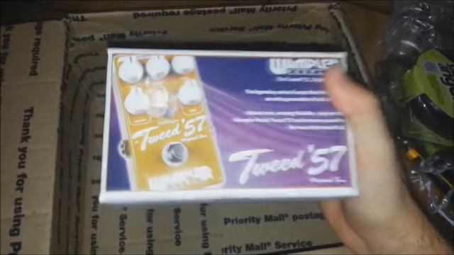 Unboxing 10 - Wampler Tweed 57 (Antônio Queiroz) смотреть онлайн