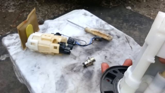 Honda Accord cl 7-cl 9 Замена топливного фильтра . смотреть онлайн