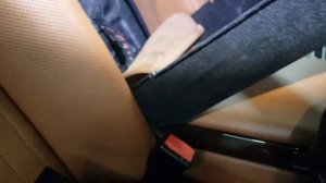 Что не так с Мерседесом w221. Как открыть багажник при севшем аккумуляторе