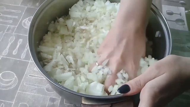 Сочные вкусные МАНТЫ! Идеальное тесто на манты. Как лепить манты. Пальчики оближешь. смотреть онлайн