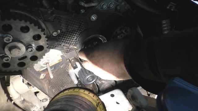Обслуживание VW Passat B7 #2 Замена ГРМ, Помпы, Масла, Фильтров смотреть онлайн