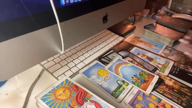 Quick Live Tarot Reading For the Hopefully In Love || Aqua Star Goddess смотреть онлайн