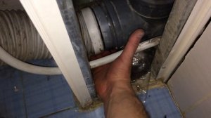 Протечка канализации унитаза