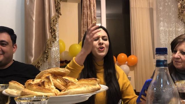 Monika Nazaryan/Hov Sarer Mov Sarer