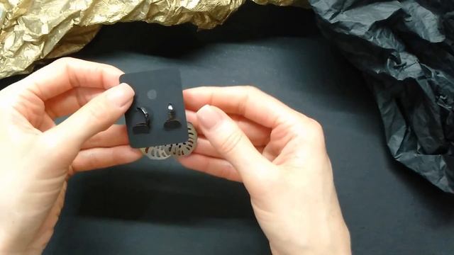 Черные серьги с перламутром (листья монстеры). Купить украшения можно по ссылке в описании. смотреть онлайн