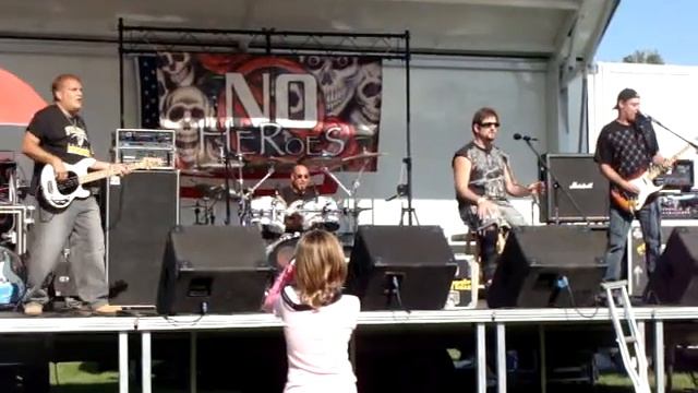 No Heroes, Magic Power смотреть онлайн