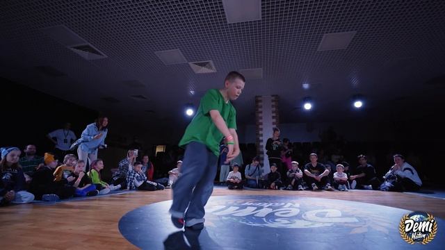 Baboon vs Барашек Шон / TOP 16 / Breaking Kids / Demination Battle 23 смотреть онлайн