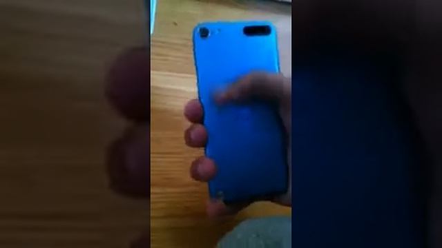 iPod Touch 5th Generation 32GB Review! смотреть онлайн