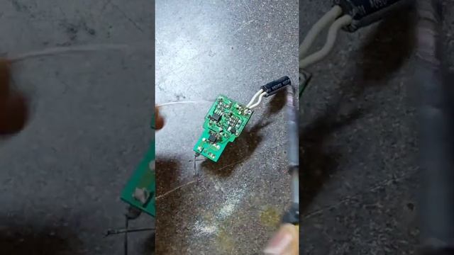 How To Make De solder Wire And De Soldering#india #kishangarh #new #tiktok #youtuber #solderingiron смотреть онлайн