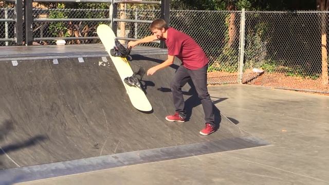 SNOWBOARDING AT THE SKATEPARK?! | SKATE EVERYTHING EP 4 смотреть онлайн
