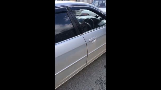 19.04.2020 дтп на пересечении улиц Кировградская и Бакинских Комиссаров, Екатеринбург смотреть онлайн