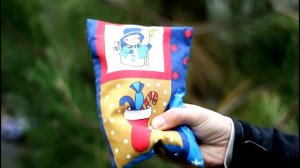 Подушка новогодняя с косточкой вишни Думка