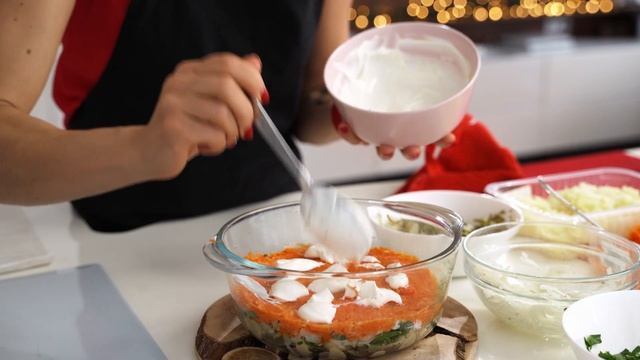 Салат Полянка || Новогодний салат смотреть онлайн