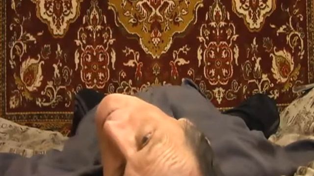 Большие повороты Уильяма Бейтса лёжа. смотреть онлайн