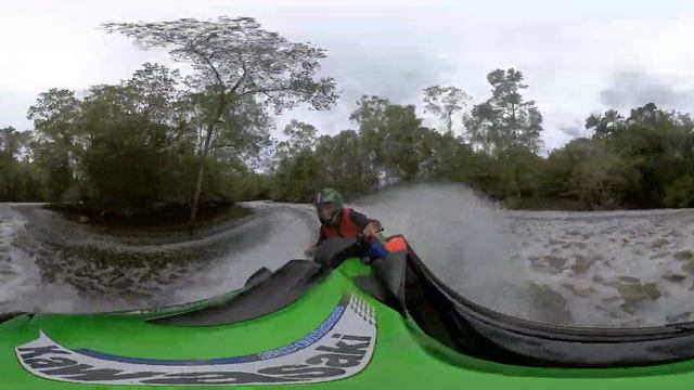 Kawasaki Ultra 300 With Insta 360 R Shooting