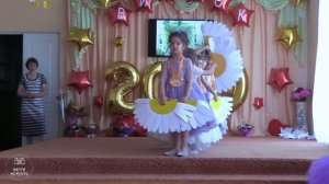 РОМАШКИ ? Очень Красивый Танец на Выпускном