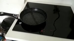 Установил индукционную панель