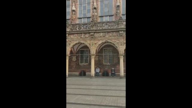 Бремен ,памятник бременским музыкантам смотреть онлайн