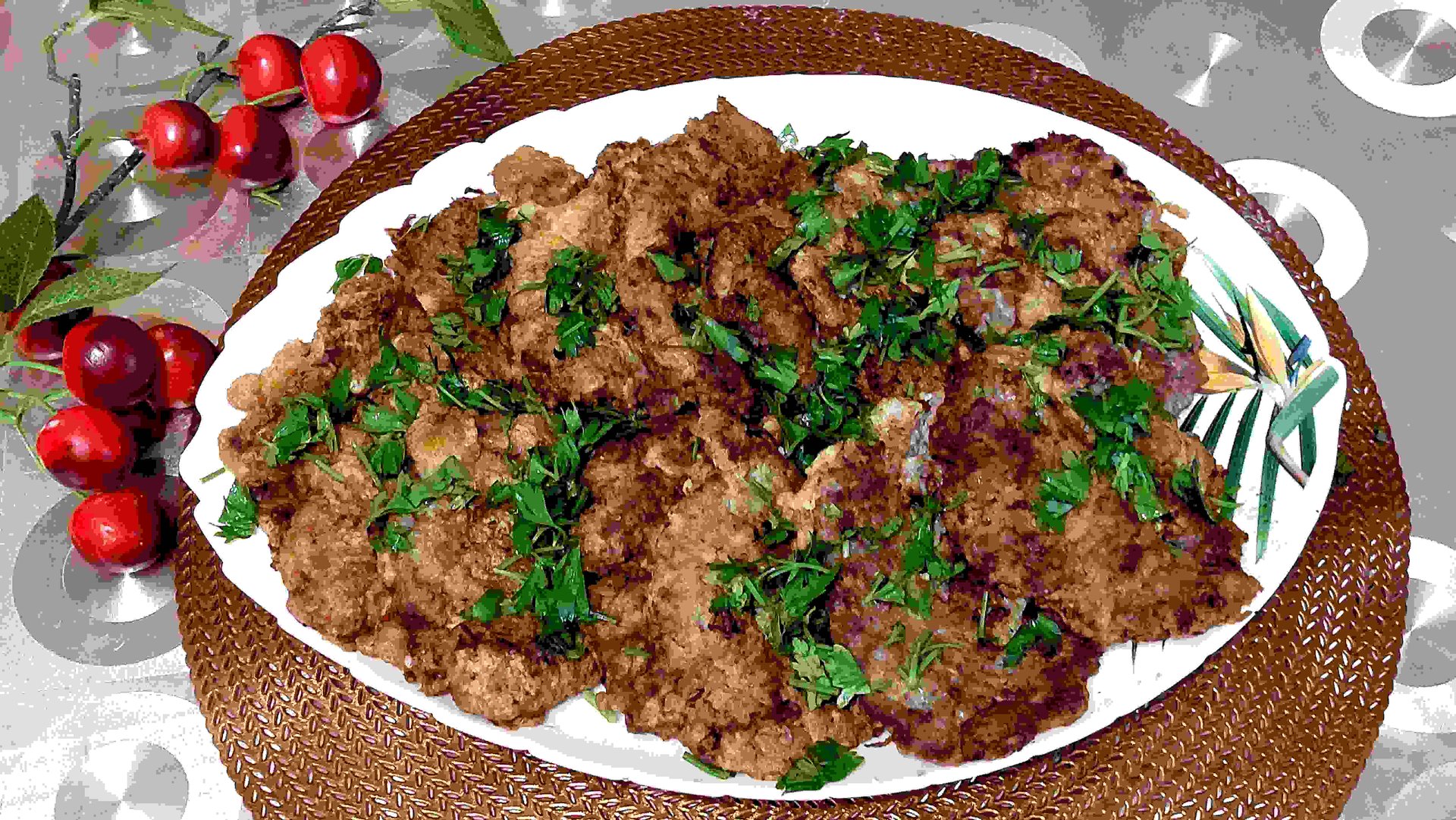 ОТБИВНЫЕ ИЗ ГОВЯЖЬЕГО ФАРША??. смотреть онлайн