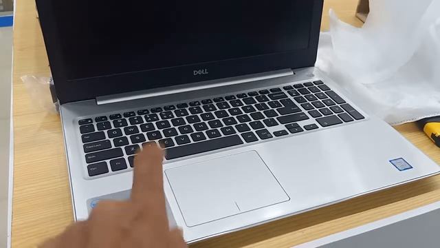 Dell Inspiron 5570 | Review & Unboxinge | Full Detail Pakistan смотреть онлайн