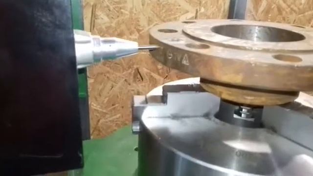 Станок для маркировки Фланцев, Муфт UM-100KG смотреть онлайн