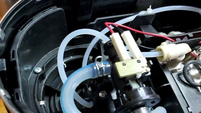 How to fix a dripping / leaking delonghi espresso ec685 / ec680 machine смотреть онлайн