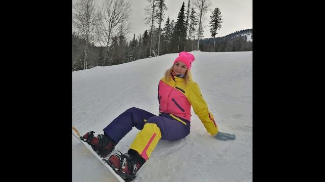 КУСТ РАСЦВЁЛ ЗОЛОТОГО ЖАСМИНА смотреть онлайн