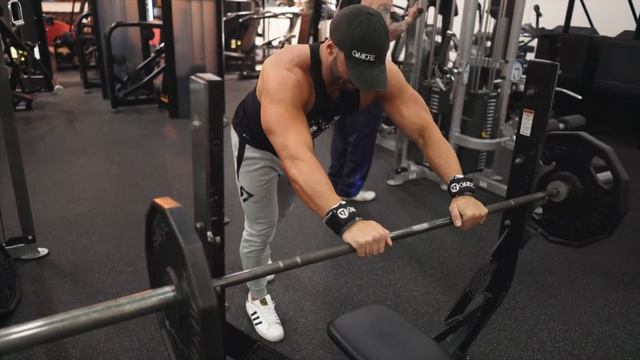 RUTINA DE TRICEPS SUPER SET At ELEV8TION | Gymtopz