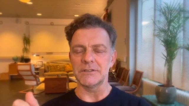 What to Expect when having a reading with Rhys Wynn Davies | Psychic Medium смотреть онлайн