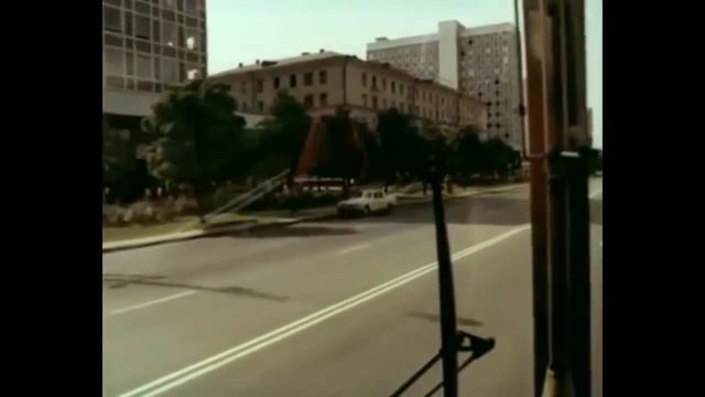 Просто ты летишь на свет, через память прошлых лет смотреть онлайн